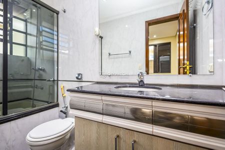 24_photo/94dce5ba51.f6765ec83e1e8ec1-ATLAS-ccef9c33-94f2-4dcd-99ef-3d866d8127c9.jpg de casa à venda com 4 quartos, m² em Jardim Social, Curitiba