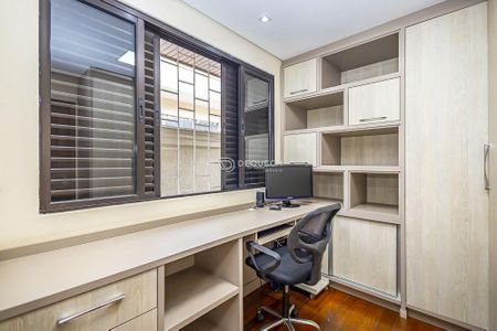 23_photo/94dce5ba51.f6765ec83e1e8ec1-ATLAS-ff90cd9b-e3f5-45ea-aa1c-790b896cda37.jpg de casa à venda com 4 quartos, m² em Jardim Social, Curitiba