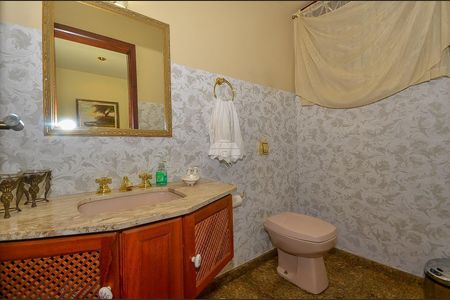 9_photo/94dce5ba75.5138e2b24b90eb69-ATLAS-0f9aff0a-0a09-4f16-b4cc-c2d81e1f4824.jpg de casa à venda com 4 quartos, 416m² em Jardim Social, Curitiba
