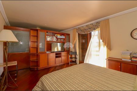 6_photo/94dce5ba75.5138e2b24b90eb69-ATLAS-93029d4b-a8d5-4cf6-bf40-ed60c51b4ca2.jpg de casa à venda com 4 quartos, 416m² em Jardim Social, Curitiba