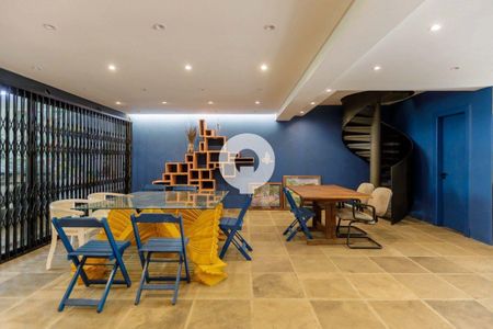 11_photo/94dce5ba85.5343c4ed08aabd0a-ATLAS-2c83ee31-cf7b-4fe0-ad26-05a538eee766.jpg de casa à venda com 4 quartos, 387m² em Jardim Social, Curitiba