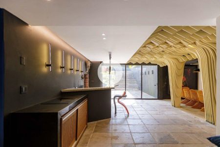 32_photo/94dce5ba85.5343c4ed08aabd0a-ATLAS-bdfd597e-7a72-4ec6-87d6-e0f9d9713664.jpg de casa à venda com 4 quartos, 387m² em Jardim Social, Curitiba