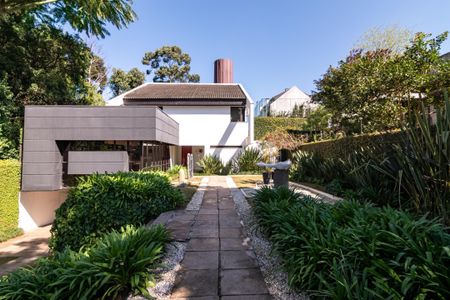 1_photo/94dce5ba87.26dc6cb80f3e86b0-ATLAS-654346c6-5dd3-4a7b-b338-ea46e3a0f7ff.jpg de casa à venda com 3 quartos, 387m² em Jardim Social, Curitiba