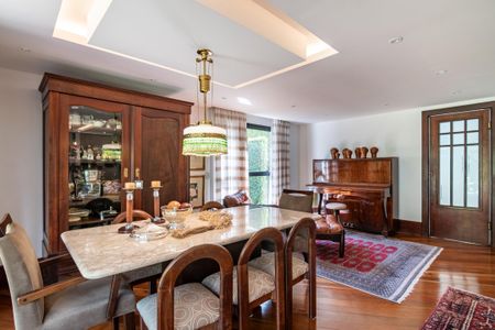 9_photo/94dce5ba87.26dc6cb80f3e86b0-ATLAS-e0e6226b-cf2e-40e2-a093-e2f9d2882f37.jpg de casa à venda com 3 quartos, 387m² em Jardim Social, Curitiba