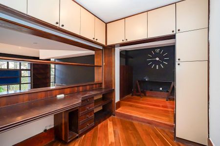 11_photo/94dce5ba89.c2d0365adcb3b71c-ATLAS-650db3dd-1e9d-4a35-b54d-458d58d5f7c5.jpg de casa à venda com 4 quartos, 298m² em Jardim Social, Curitiba