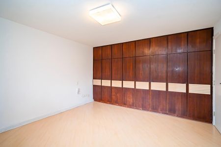 9_photo/94dce5ba89.c2d0365adcb3b71c-ATLAS-e4157813-98e9-4d8e-a3ed-0e7a6ec77f4b.jpg de casa à venda com 4 quartos, 298m² em Jardim Social, Curitiba