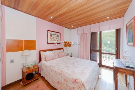 8_photo/94dce5bafb.b4cc108436d665d6-ATLAS-1769ee5a-85c2-4393-8536-1eb13e4dd7d0.jpg de casa à venda com 5 quartos, 444m² em Tarumã, Curitiba