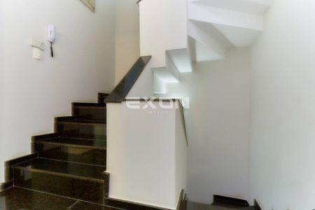 18_photo/94dce5baff.98a2f1197ddc2320-ATLAS-39d1ac30-01a6-4b53-82a3-8ded2dd3843c.jpg de casa à venda com 4 quartos, 175m² em Jardim Social, Curitiba