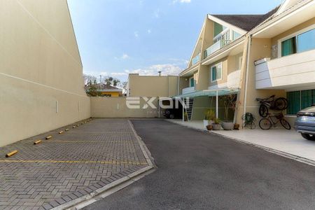 4_photo/94dce5baff.98a2f1197ddc2320-ATLAS-a7dd8b3b-3ebf-44e8-8f38-a3586613f48c.jpg de casa à venda com 4 quartos, 175m² em Jardim Social, Curitiba