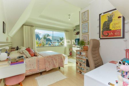 31_photo/94dce5baff.98a2f1197ddc2320-ATLAS-bbce15bc-6709-47d7-ac4a-79e74e9db954.jpg de casa à venda com 4 quartos, 175m² em Jardim Social, Curitiba