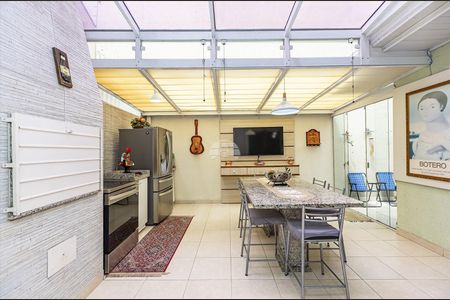 3_photo/94dce5baff.ed2f8b4a3809a5fd-ATLAS-0cd61eac-5828-498d-bc83-fb7ba8e7e837.jpg de casa à venda com 4 quartos, 247m² em Jardim Social, Curitiba