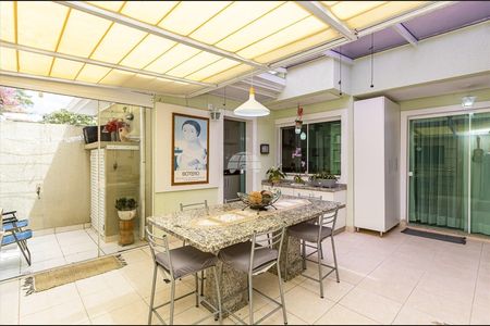 25_photo/94dce5baff.ed2f8b4a3809a5fd-ATLAS-c2648f8e-f2e3-4a57-b100-e628dbca8311.jpg de casa à venda com 4 quartos, 247m² em Jardim Social, Curitiba