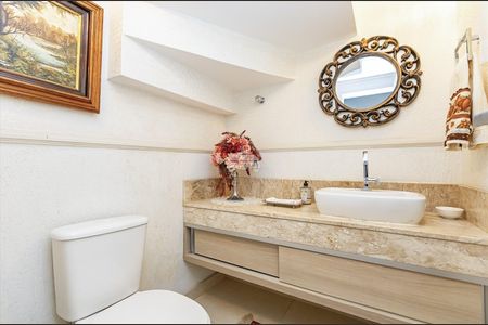 9_photo/94dce5baff.ed2f8b4a3809a5fd-ATLAS-f3f9236e-66e4-464a-9ec2-d5b268988bfc.jpg de casa à venda com 4 quartos, 247m² em Jardim Social, Curitiba
