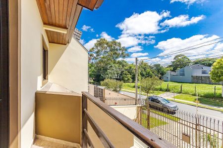 15_photo/94dce5bb29.e6c5309fd1607d84-ATLAS-a0fcdbca-c3a2-4ed8-a4f0-52bee7086358.jpg de casa à venda com 4 quartos, 200m² em Jardim Social, Curitiba