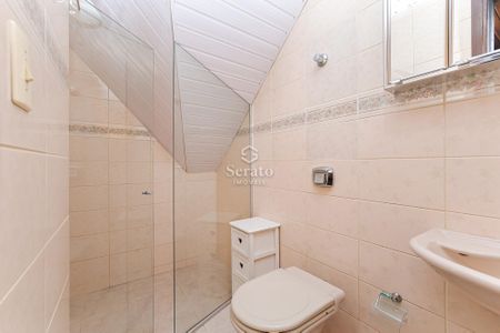 27_photo/94dce5bb29.e6c5309fd1607d84-ATLAS-b203eae3-ce7a-4f6f-9ff7-9ef27a461e42.jpg de casa à venda com 4 quartos, 200m² em Jardim Social, Curitiba