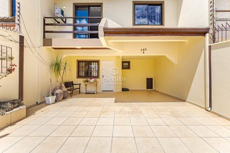 33_photo/94dce5bb29.e6c5309fd1607d84-ATLAS-ebccf84d-36b9-4075-b804-7f0e9440b5c8.jpg de casa à venda com 4 quartos, 200m² em Jardim Social, Curitiba