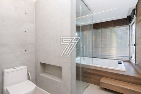 4_photo/94dce5bbc5.2fed7e95ddef69d8-ATLAS-189216de-91d0-4a9e-9602-6b67fd038fe8.jpg de casa à venda com 3 quartos, 335m² em Jardim Social, Curitiba