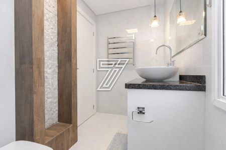 5_photo/94dce5bbc5.2fed7e95ddef69d8-ATLAS-1c5ff52d-c2f3-4c98-9d6f-8cacc2bb9172.jpg de casa à venda com 3 quartos, 335m² em Jardim Social, Curitiba