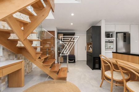 8_photo/94dce5bbc5.2fed7e95ddef69d8-ATLAS-37d8b9a4-ee43-4874-80d6-61c9bc7d3ce6.jpg de casa à venda com 3 quartos, 335m² em Jardim Social, Curitiba