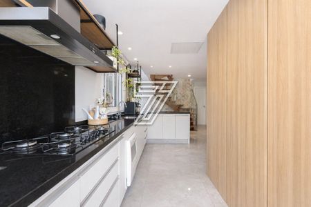 11_photo/94dce5bbc5.2fed7e95ddef69d8-ATLAS-ffb6dce6-dd9c-4334-8dad-da8912ba9528.jpg de casa à venda com 3 quartos, 335m² em Jardim Social, Curitiba