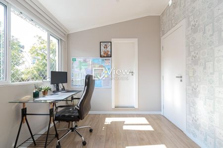 4_photo/94dce5bbf1.2fed7e95ddef69d8-ATLAS-0c37a432-75e4-4ccf-8424-5e0a47731ae3.jpg de apartamento à venda com 5 quartos, 282m² em Jardim Social, Curitiba