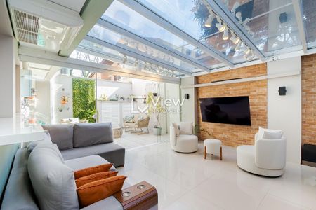 6_photo/94dce5bbf1.2fed7e95ddef69d8-ATLAS-3601ab8b-1a8d-4825-86eb-164c9220e311.jpg de apartamento à venda com 5 quartos, 282m² em Jardim Social, Curitiba