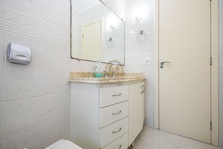 39_photo/94dce5bbf5.a7703fc7cedc068f-ATLAS-868a442a-5af3-4169-bcff-d06416aefb71.jpg de casa à venda com 4 quartos, 168m² em Jardim Social, Curitiba