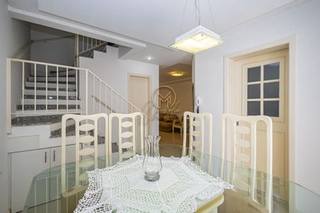 11_photo/94dce5bbf5.a7703fc7cedc068f-ATLAS-90687e3d-176f-49b1-a8d6-f34fb37ee73e.jpg de casa à venda com 4 quartos, 168m² em Jardim Social, Curitiba