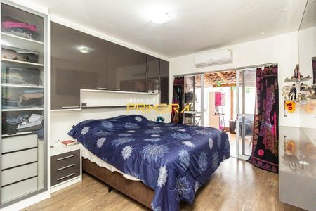 3_photo/94dce5bc75.793fde414fbda8ec-ATLAS-09eaa161-9367-4aa8-88e8-ff9db5c40bc0.jpg de casa à venda com 0 quarto, 250m² em Jardim Social, Curitiba