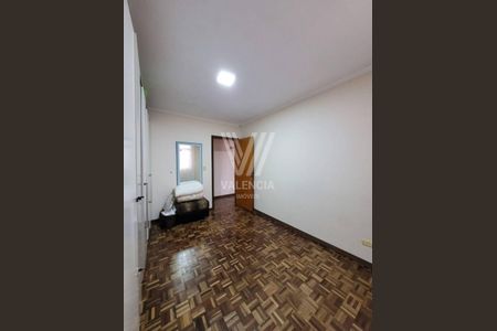 2_photo/94dce5be87.0f0861af4d366a65-ATLAS-cde0c882-5b87-4b81-be0f-af4d59fcdac8.jpg de casa à venda com 3 quartos, 193m² em Jardim Social, Curitiba