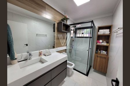 20_photo/94dce5be87.0f0861af4d366a65-ATLAS-dbbc24b6-2432-4db0-ba00-c11ccfecb9c6.jpg de casa à venda com 3 quartos, 193m² em Jardim Social, Curitiba