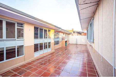 44_photo/94dce5bedb.8c2ca795ebaebe51-ATLAS-9ad935d6-7da0-4daf-aff5-935c52ca1edc.jpg de casa à venda com 4 quartos, 457m² em Jardim Social, Curitiba