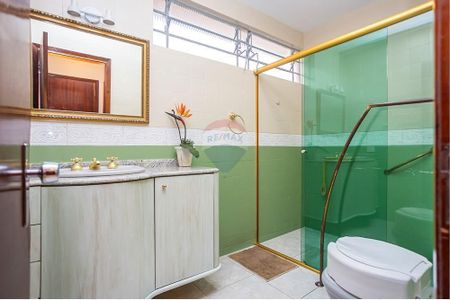 32_photo/94dce5bedb.8c2ca795ebaebe51-ATLAS-9ecd47d8-7cb8-4253-99ed-16a0629b92f7.jpg de casa à venda com 4 quartos, 457m² em Jardim Social, Curitiba