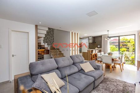 2_photo/94dce5beeb.3949eb60e8e65e7a-ATLAS-6b0ab0cb-9f29-42a5-9a98-60faa71d1104.jpg de casa à venda com 3 quartos, 163m² em Jardim Social, Curitiba