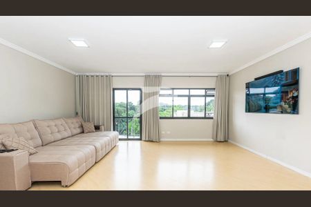 6_photo/94dce5bf41.1c5ee5b12bdcf8f7-ATLAS-2118b6a2-40d4-44d2-bc98-f4263e5b80f7.jpg de casa à venda com 3 quartos, 347m² em Bacacheri, Curitiba