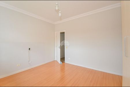 48_photo/94dce5bf57.2589b1fd00b31c34-ATLAS-31d60e3c-e68c-4dc1-b1d2-3874c724bead.jpg de casa à venda com 8 quartos, 435m² em Bacacheri, Curitiba