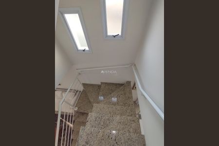 2_photo/94dce5bf81.7a69ff73eb43ff8d-ATLAS-132b68fc-8835-400e-9c27-518b17c76df8.jpg de casa à venda com 3 quartos, 185m² em Bacacheri, Curitiba