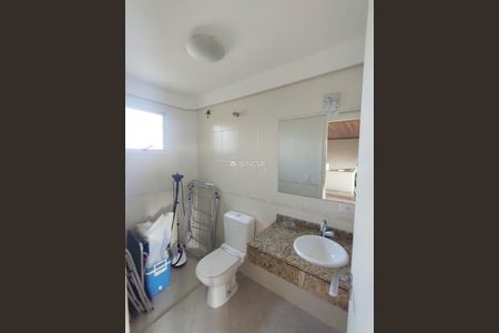 41_photo/94dce5bf81.7a69ff73eb43ff8d-ATLAS-595f889e-6bd9-4044-b736-17331a05b38f.jpg de casa à venda com 3 quartos, 185m² em Bacacheri, Curitiba