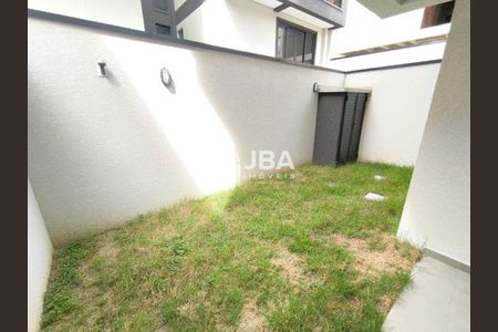 17_photo/94dce5bf83.8f3f2a47dd94676f-ATLAS-21c09880-ba23-43eb-8ed5-dea4ff890b5e.jpg de casa à venda com 0 quarto, 182m² em Bacacheri, Curitiba