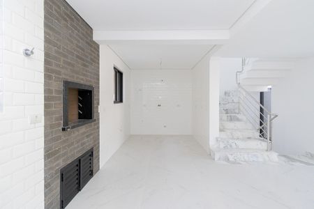 6_photo/94dce5bf85.8f3f2a47dd94676f-ATLAS-23b0f0e1-5dc1-4ba1-9ba3-dbc244809f1c.jpg de casa à venda com 3 quartos, 181m² em Bacacheri, Curitiba