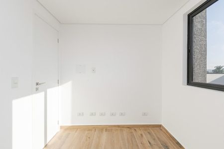 3_photo/94dce5bf85.8f3f2a47dd94676f-ATLAS-35b79b77-789e-4ba9-bb41-1f4a9b4da383.jpg de casa à venda com 3 quartos, 181m² em Bacacheri, Curitiba