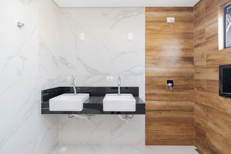 12_photo/94dce5bf85.8f3f2a47dd94676f-ATLAS-dd8abd1a-68e5-4a02-8178-8b18dcb0d033.jpg de casa à venda com 3 quartos, 181m² em Bacacheri, Curitiba