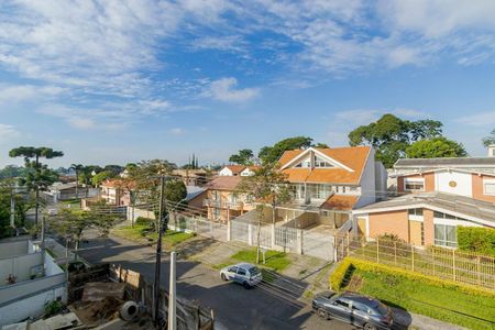 4_photo/94dce5bf85.8f3f2a47dd94676f-ATLAS-e38f23be-0647-4d5c-8dfc-8553275f4264.jpg de casa à venda com 3 quartos, 181m² em Bacacheri, Curitiba