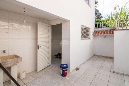 17_photo/94dce5bfb9.e6f02a1e96aef2b1-ATLAS-2cd222c8-8ea4-4838-b5ae-d22eb09c8a76.jpg de casa à venda com 3 quartos, 157m² em Bacacheri, Curitiba