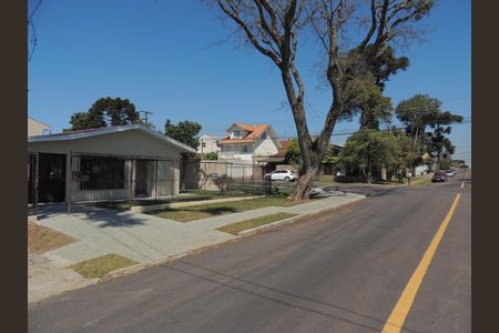 4_photo/94dce5bfc1.998e17c0ad9a15de-ATLAS-a229b9b1-073f-494c-bd4c-e3f52e86cf53.jpg de casa à venda com NaN quartos, 148m² em Bacacheri, Curitiba