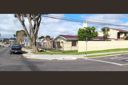 3_photo/94dce5bfc1.998e17c0ad9a15de-ATLAS-b8fb7eff-4e86-4fee-8199-2376caf92a16.jpg de casa à venda com NaN quartos, 148m² em Bacacheri, Curitiba