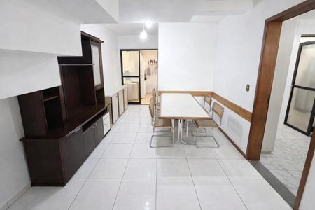 24_photo/94dce5c03d.cba3da746242e602-ATLAS-04534ead-d927-4721-ab97-ba31aa3b84d7.jpg de casa à venda com 4 quartos, 150m² em Bacacheri, Curitiba