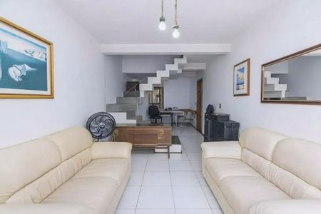 2_photo/94dce5c03d.cba3da746242e602-ATLAS-ae2bbc87-cba6-428f-a19a-d1020a79ba92.jpg de casa à venda com 4 quartos, 150m² em Bacacheri, Curitiba