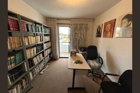 5_photo/94dce5c03d.cba3da746242e602-ATLAS-d99c96ec-4420-4cea-89aa-4e417211e0a0.jpg de casa à venda com 4 quartos, 150m² em Bacacheri, Curitiba