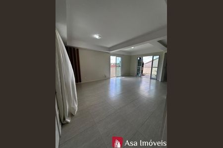 3_photo/94dce5c083.727778d524bde65a-ATLAS-13f143e4-3229-4fc2-a364-d1dd4d2fa0e3.jpg de casa para alugar com 3 quartos, 200m² em Bacacheri, Curitiba